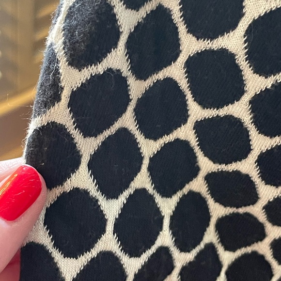 DM New York Black Cream Coat Cotton Knit Button Down Collared size large dotted - Picture 10 of 12